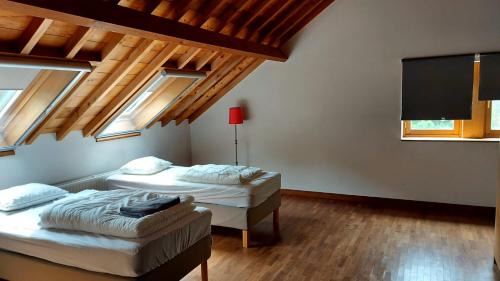 Eprave Casa | Spacious house in Rochefort with private garden and terrace
