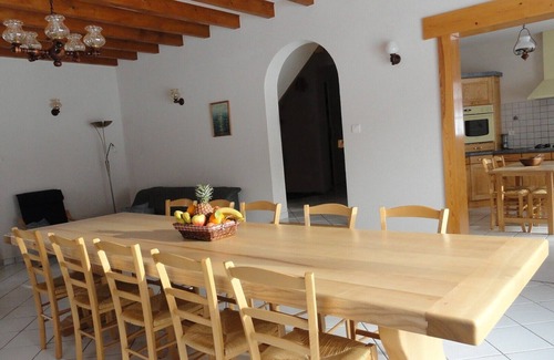 Le Menil Casa | Amplia casa **** "Le Clos du Mapré" con piscina-spa-hammam, 5 habitaciones