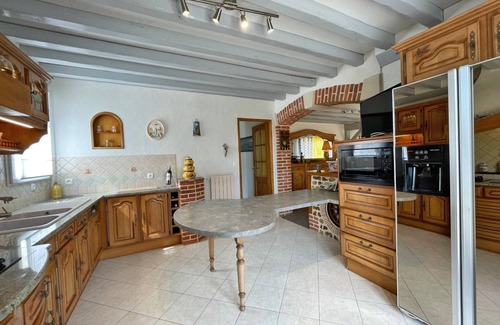 La Gonfriere Apartamento | Casa rural con jardín, ideal para familias o amigos, con WIFI y cerca de zona de ocio