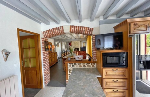 La Gonfriere Apartamento | Casa rural con jardín, ideal para familias o amigos, con WIFI y cerca de zona de ocio