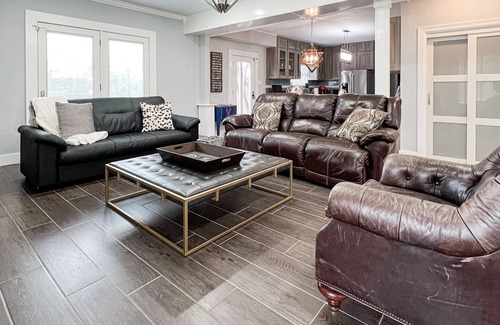 Travis Settlement Casa | Spacious house with full kitchen, private pool, big patio, fire pit and casita