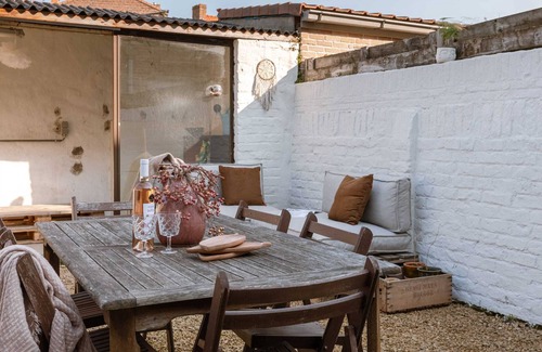 Assebroek Casa | Spacious house with garden near the city center
