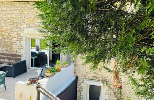Carlux Casa | Spacious house with heated pool