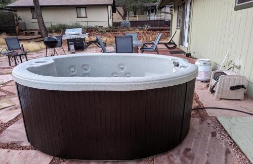 West Sedona Casa | Spacious house with hot tub spa, to enjoy red rock view, near Amitabha stupa, and trails