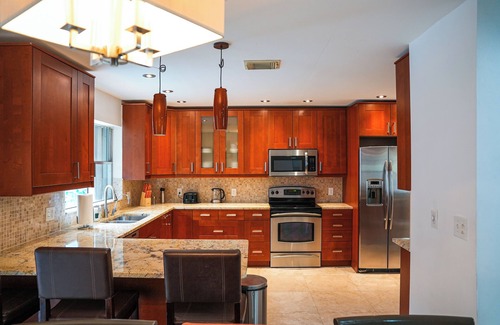 North Central Hollywood Casa | Spacious house with private pool, close to Hollywood Beach