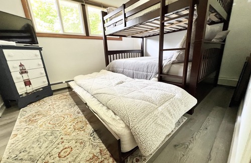 Waterford Casa | Spacious House with POOL and patio near beaches