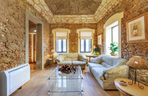 Olhao Casa | Spacious house with sea view in Quelfes, shared pool