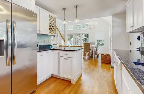 Dennis Port Casa | Spacious house within walking distance to Sea Street Beach + Pelham House