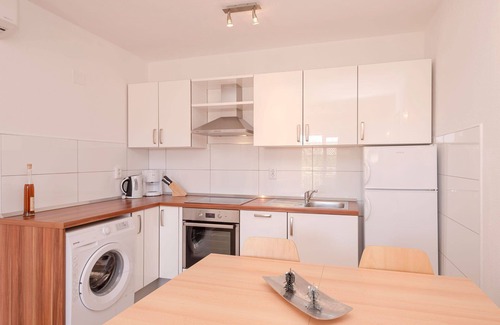 Krizna luka Apartamento | Amplia la ciudad de Hvar 3 Dormitorio Apartamento con gran terraza