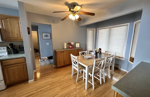 Interlochen Casa | Spacious Interlochen lakefront house with private dock and 5 bedrooms