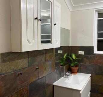 Marsfield Casa | Spacious King Size Private Room Pet Friendly