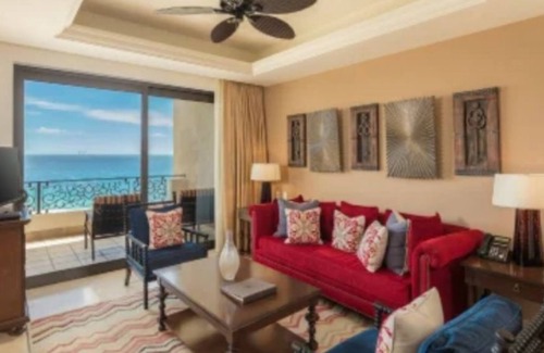 Los Cangrejos II y ÌII Otro | Spacious King Suite