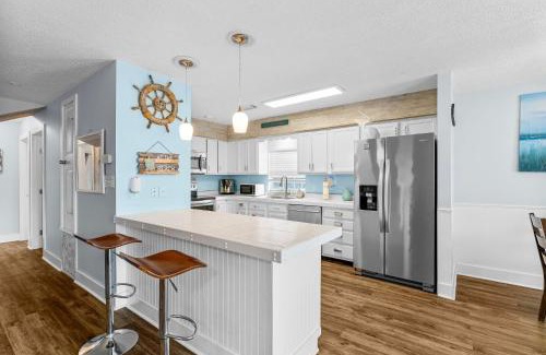 Holiday Beach Casa | Spacious Lagoon Home with Stylish, Modern Décor Throughout! by Dolce Vita Getaways PCB
