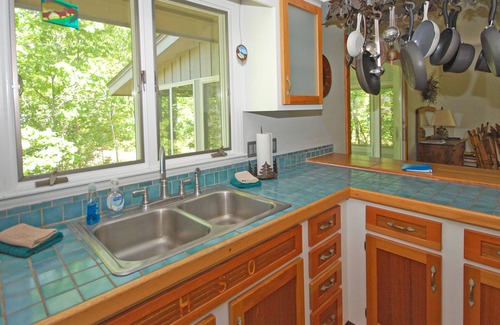 Glen Arbor Casa | Spacious lake access home with a washer/dryer, central AC, nearby tennis