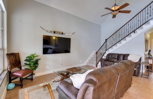 Granbury Casa | Spacious Lake Granbury Vacation Rental with Dock!