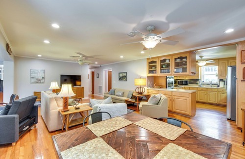 Anderson Casa | Spacious Lake Hartwell Home w/ Private Boat Dock!