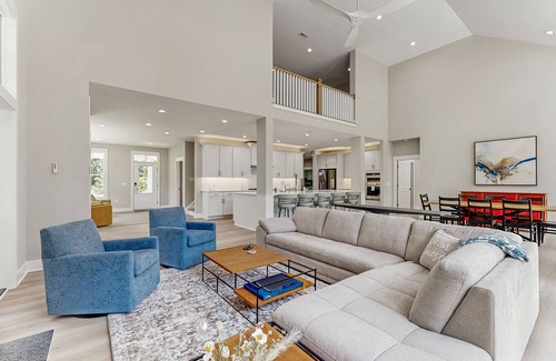 Mineral Casa | Spacious lake house retreat with game room, theater room, fire pit and boat slip