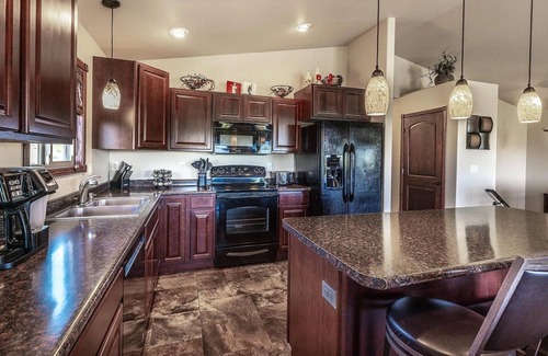 Smithwick Casa | Spacious Lake House!