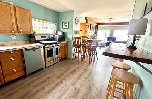 Conneaut Lakeshore Casa | Spacious lakefront home with private dock and a panoramic view of Conneaut Lake.