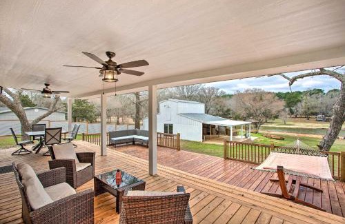 Berryville Casa | Spacious Lakefront Home with Fire Pit and Fun Barn!