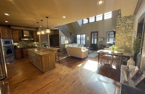 Little Kowaliga Casa | Spacious Lakeside Family Home!