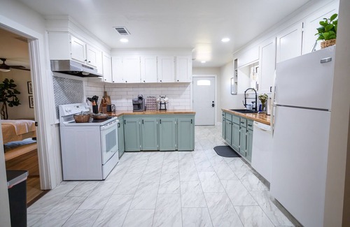 Laurel Casa | Spacious Laurel Home Near Historic DIstrict
