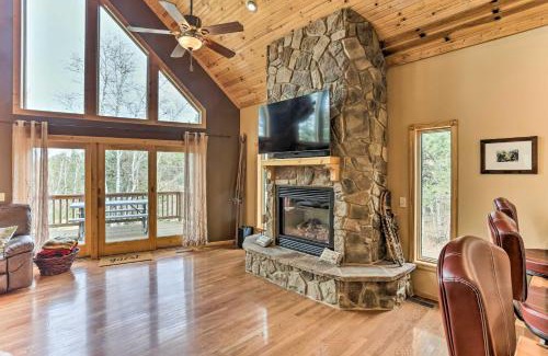 Deadwood Casa | Spacious Lead Getaway with Private Hot Tub and Deck!