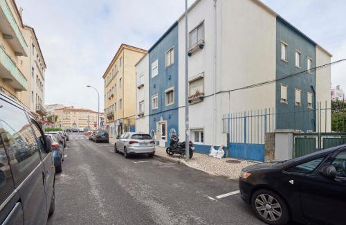 Mina Apartamento | Spacious & Light-Filled 4BR Apartment By TimeColer