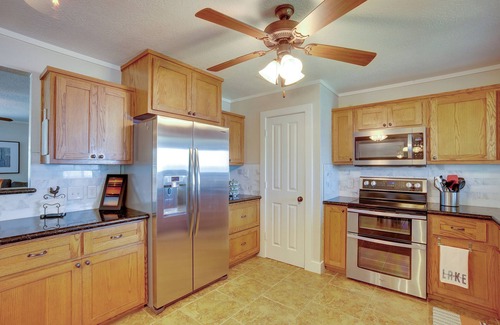 West Livingston Casa | Spacious Livingston Home w/ Private Boat Dock