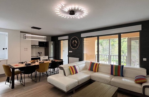 Cauterets Apartamento | Amplio lodge 8 pers, 3 parkings, a 10 min del centro