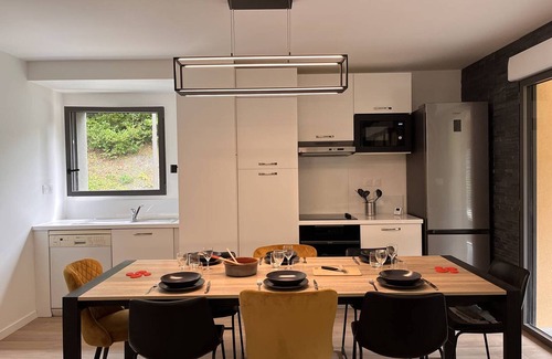 Cauterets Apartamento | Amplio lodge 8 pers, 3 parkings, a 10 min del centro