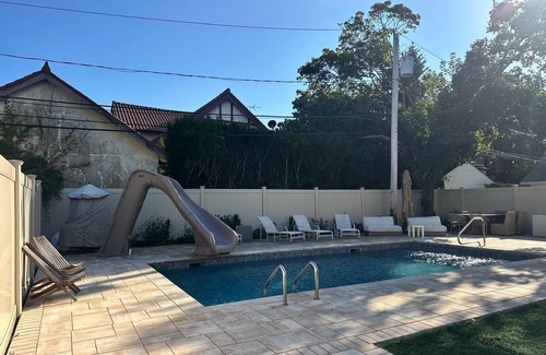 Long Beach Casa | Spacious Long Beach 4-bedroom house, giant pool deck, steps to beach & train