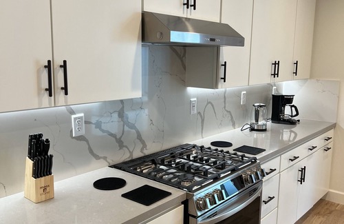 Tracy Casa | Spacious Lux Newly built Home nr Tracy Hills