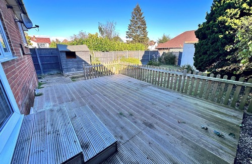 Brentwood Casa | Spacious luxury 3 bedroom house in a unique location.