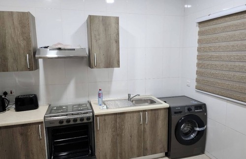 Nungua Apartamento | Spacious Luxury 3Bed Hse in Tema Netflix