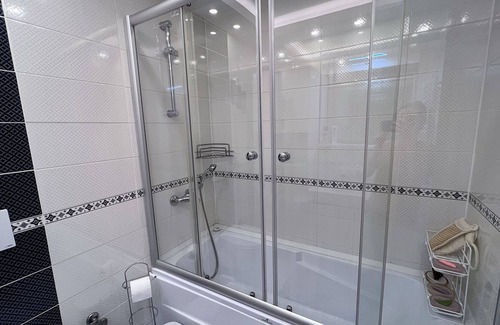 Esenyurt Apartamento | Spacious Luxury Apartment with View, 2 Bedrooms 2 Baths, Top floor
