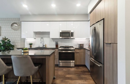 Milpitas Apartamento | Spacious Luxury Apartment in Heart of Bay Area