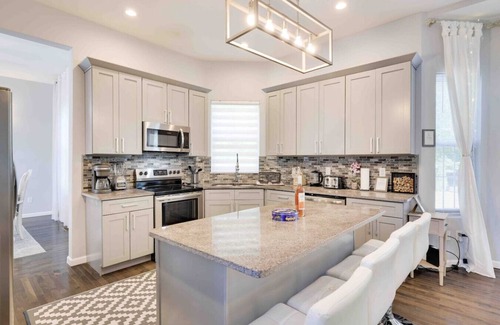 Tobyhanna Casa | Spacious Luxury Poconos Getaway 🎣🏊‍♂️🚣