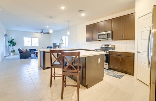 Maricopa Casa | Spacious Maricopa Vacation Home ~ 4 Mi to Downtown