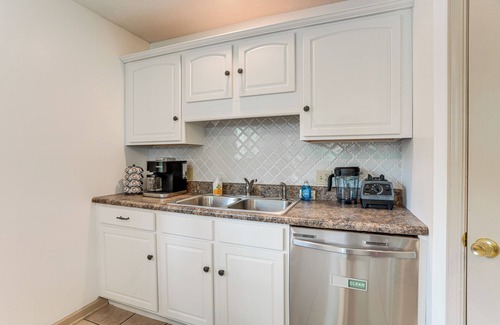 Massanutten Casa | Spacious Massanutten Home w/ Hot Tub & Sauna!