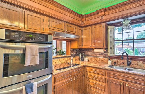 Whitehaven Casa | Spacious Memphis Home Less Than 3 Mi to Graceland!