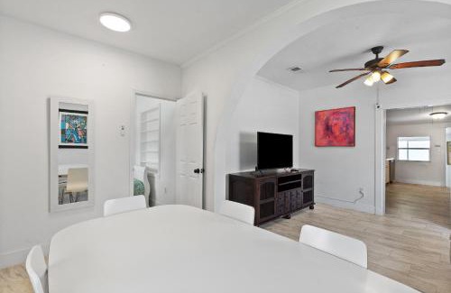 Coral Way Villa | Spacious Miami Retreat