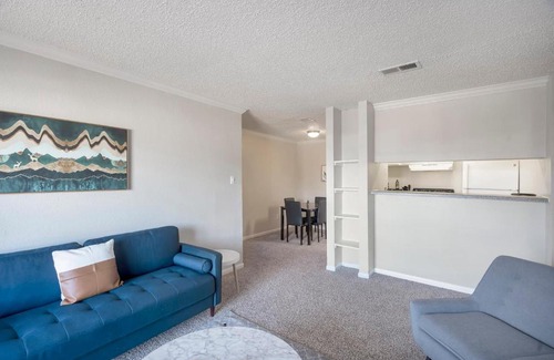 Midland Casa | Spacious Midland Getaway with Balcony