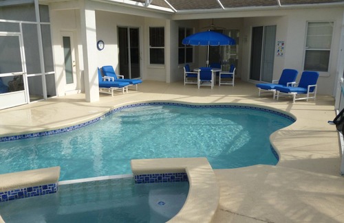 Highlands Reserve Villa | Villa moderna de 3 dormitorios, renovada en 2017, piscina privada cercada y jardín: £ 125 por noche