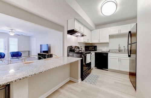 Pleasant Valley Apartamento | Spacious/Modern 4Bd/4Ba