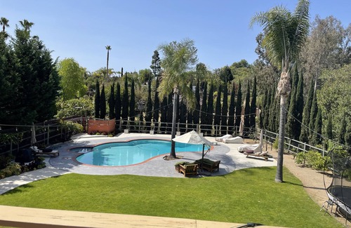 Encinitas Casa | Amplia casera moderna w / Piscina Perfecto para Familias Numerosas