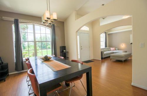 Inverness Casa | Spacious modern pool home, Family & Golf trips - 4727 home