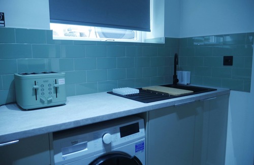 Sheffield Apartamento | Spacious modern studio, 10 minutes away from Sheffield arena/City Centre.