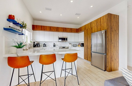 Key Largo Village Casa | Spacious & modern waterfront home with great outdoor space - dog-friendly