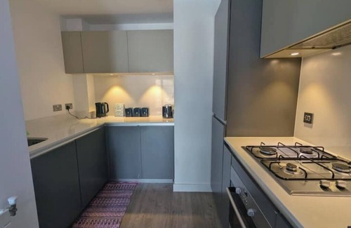 Stockwell Apartamento | Spacious & Modern Zone 2 Flat, 1 min to station